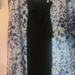 Elegant Black Stretchy Body Con Dress With Mid Slit Size XL